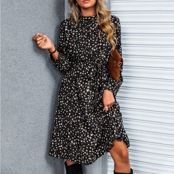 Cupshe Dresses & Skirts - Women's Long Sleeve Speckled A Line Midi
Dress - - Black-M new 🆕